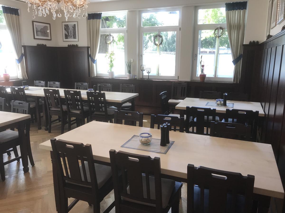 Brauereigaststatte Spitalgarten 雷根斯堡 外观 照片